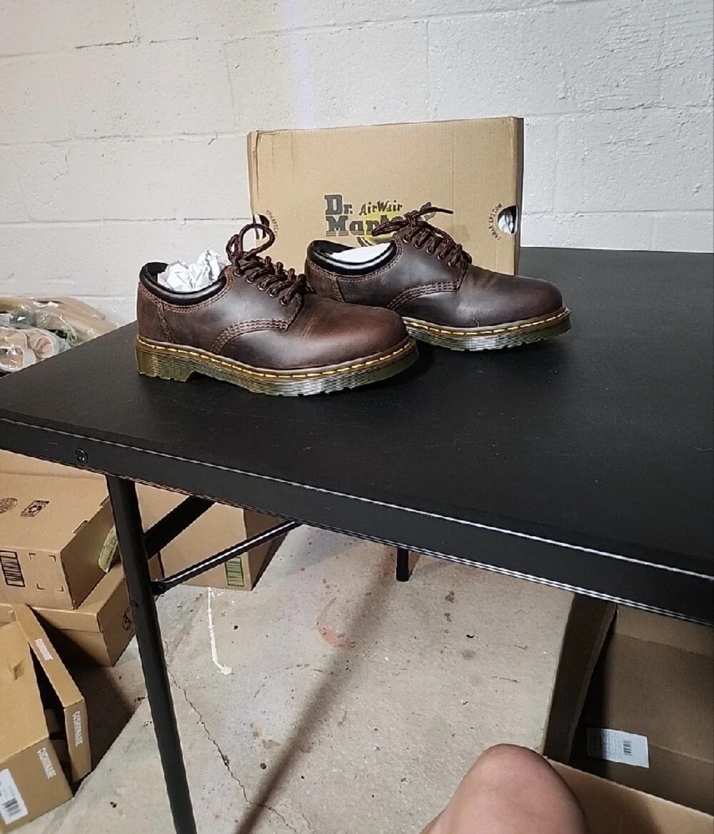 Dr. Martens Zavala Lo Brown Leather 5-Eye